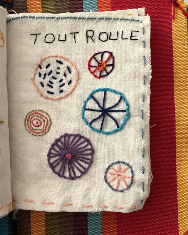Page 11 du journal de broderie : Tout roule